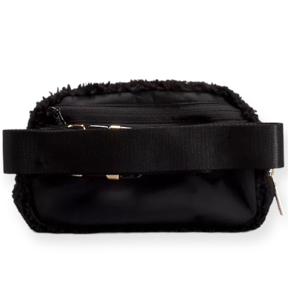 Lululemon Everywhere Fleece Belt Bag with Gold Hardware Extended Strap Black - Picture 4 of 7